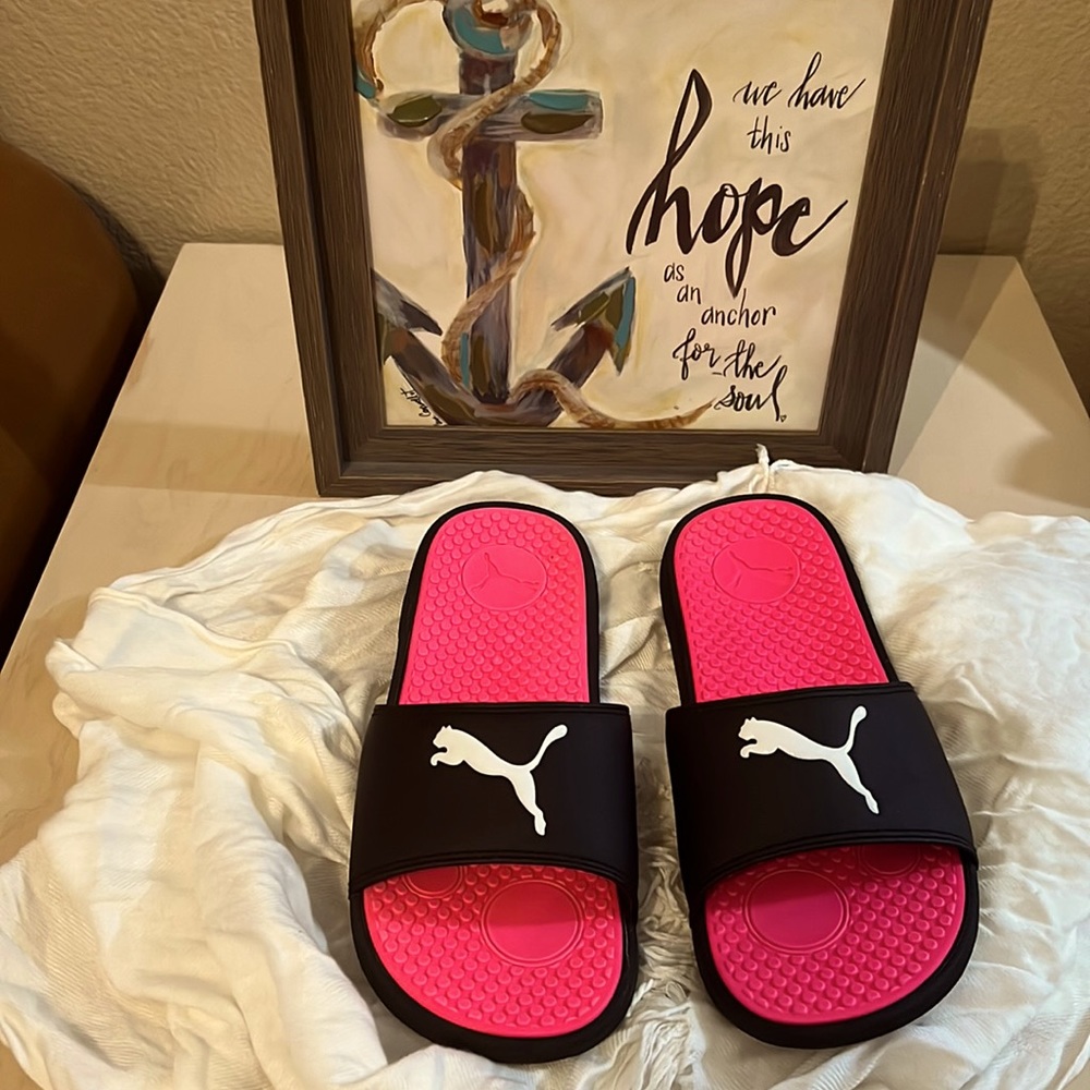 Cute Puma Slips